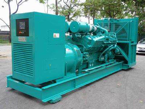 白碱滩如何选择适合 100KW 发电机的电缆长度？